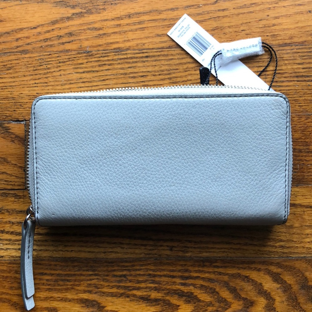 Marc Jacob Wallet - Picture 2 of 4